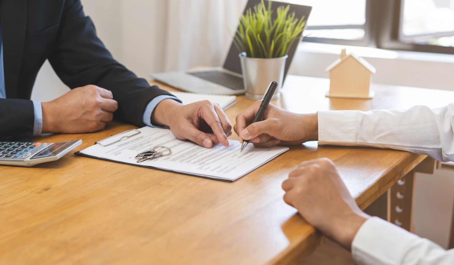 Persönliche Betreuung auf dem Weg zur erfolgreichen Immobilienvermittlung.